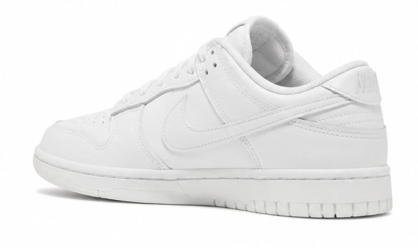 Унисекс кроссовки Nike Dunk Low Triple White