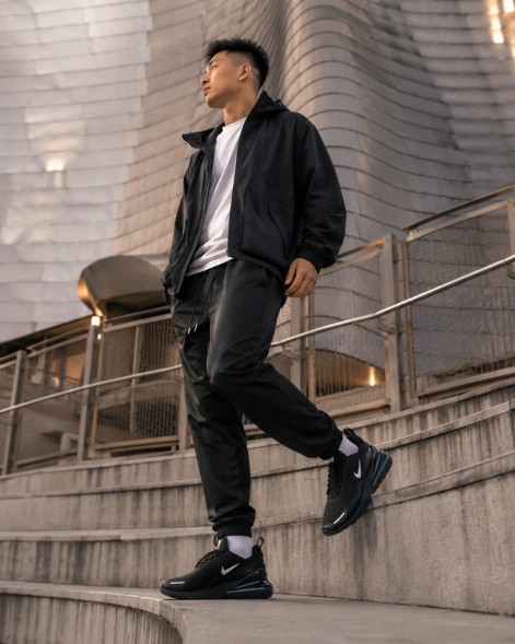 Унисекс кроссовки Nike Air Max 270 Black/White Swoosh