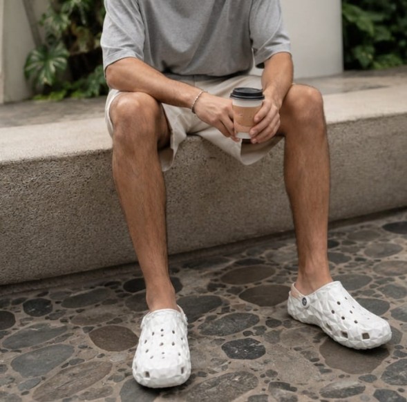 Унисекс сабо Crocs Classic Geometric Clog White